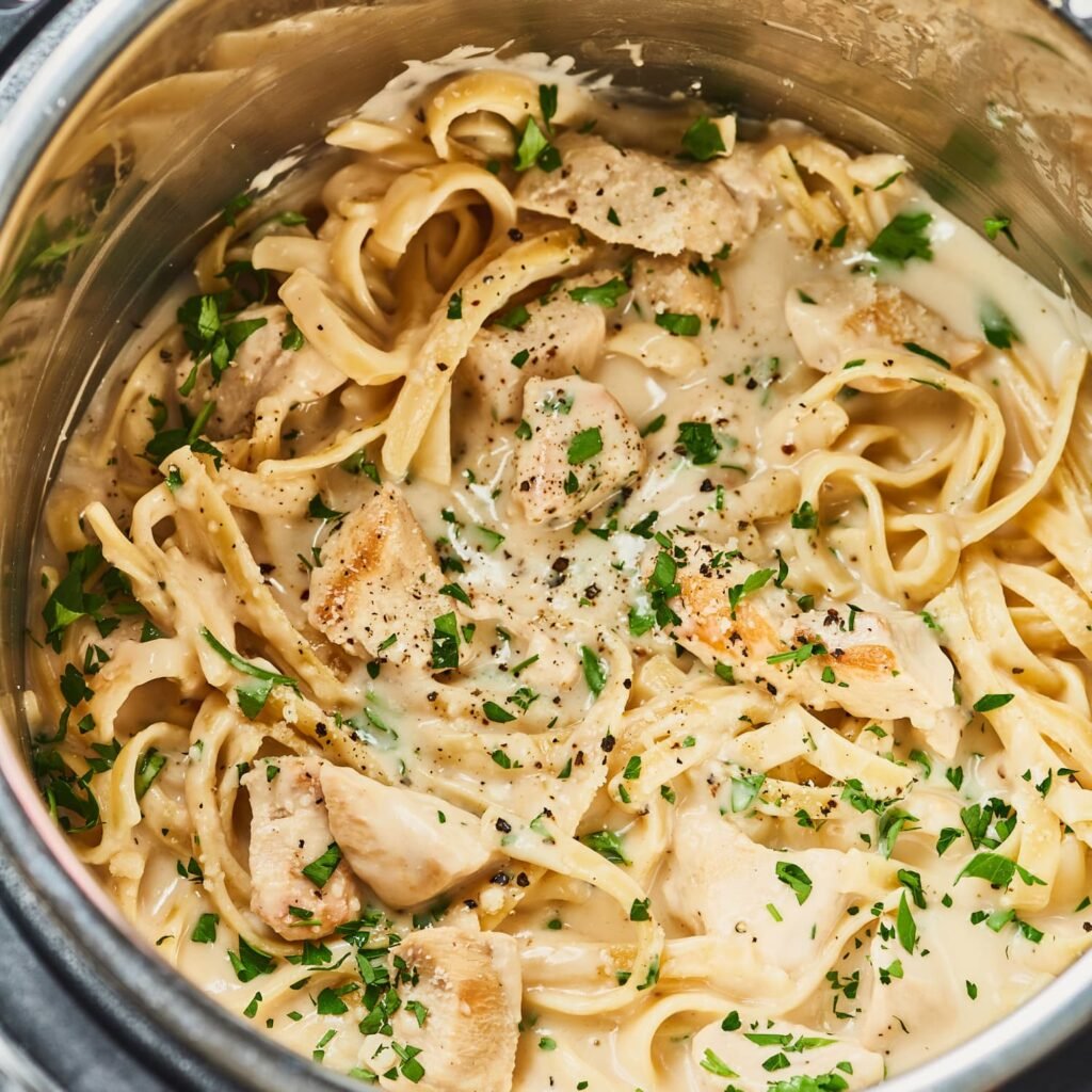 Instant Pot Chicken Alfredo